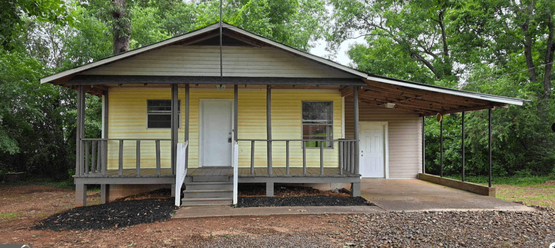 Hartwell House: 2601 Anderson Hwy