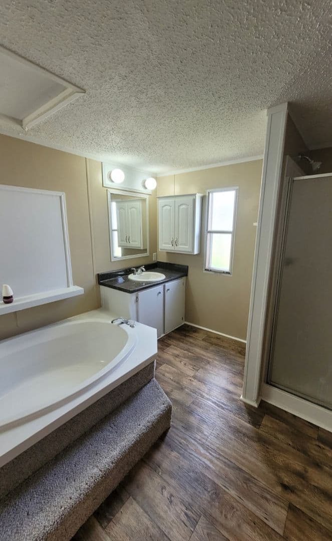 Colbert Apartment: 3355 Hardman Morris Road