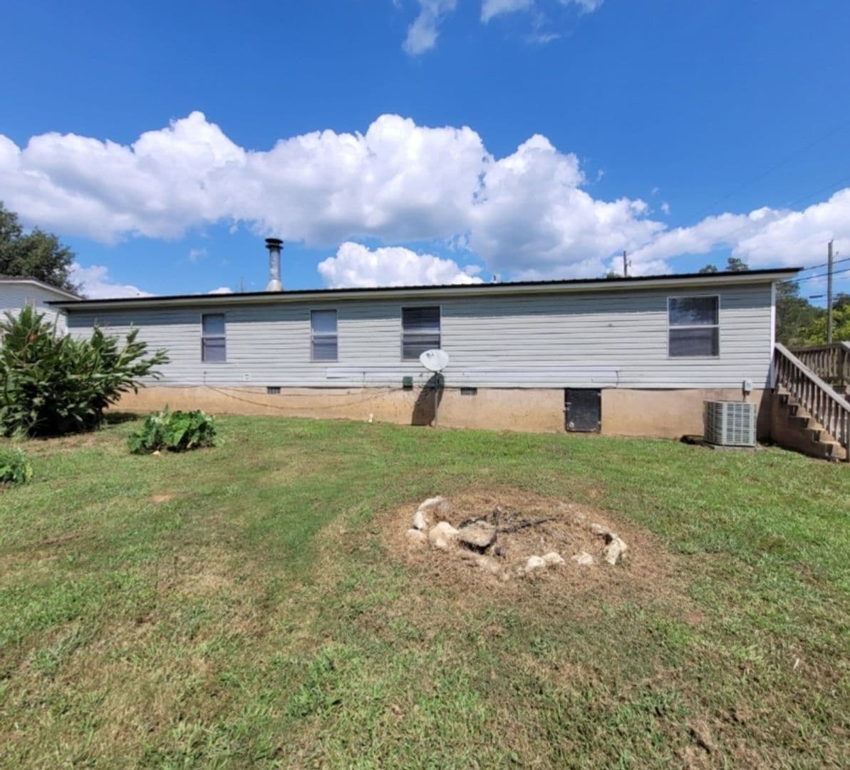 Colbert Apartment: 3355 Hardman Morris Road