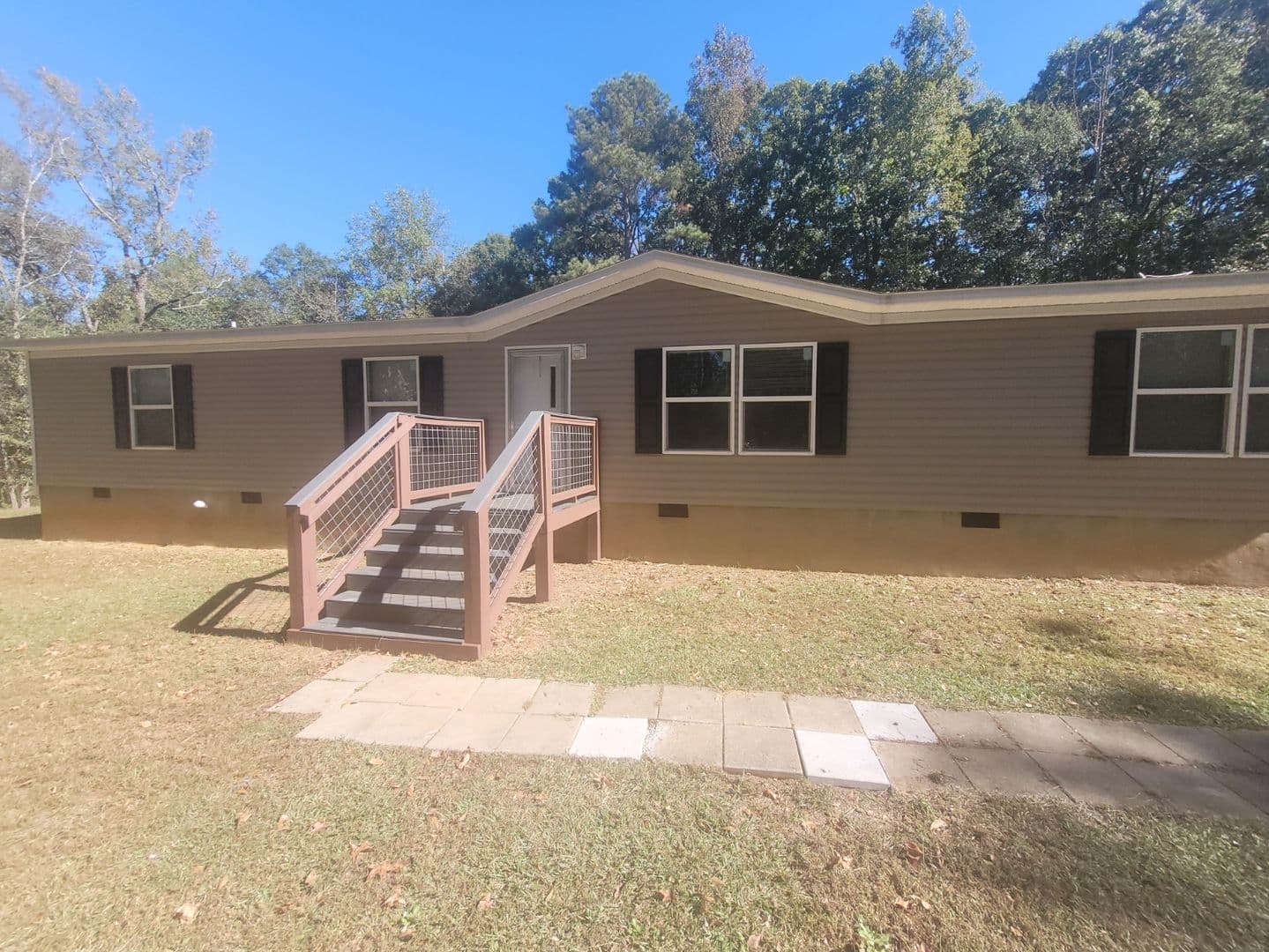 Colbert Apartment: 174 Valley Road