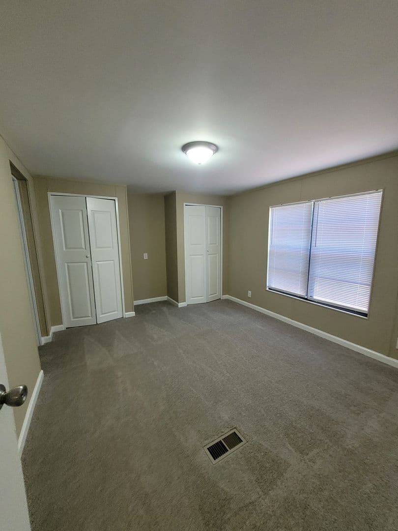 Hartwell House: 462 Pineywoods Drive