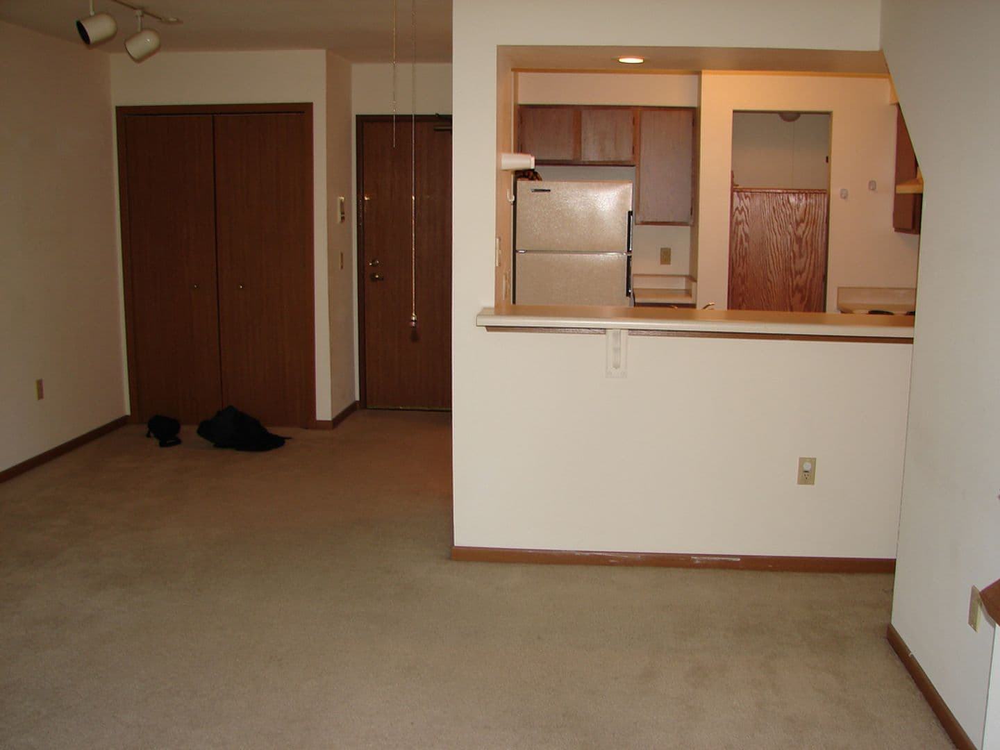 Stoughton Apartment: 335-336 Olson Court