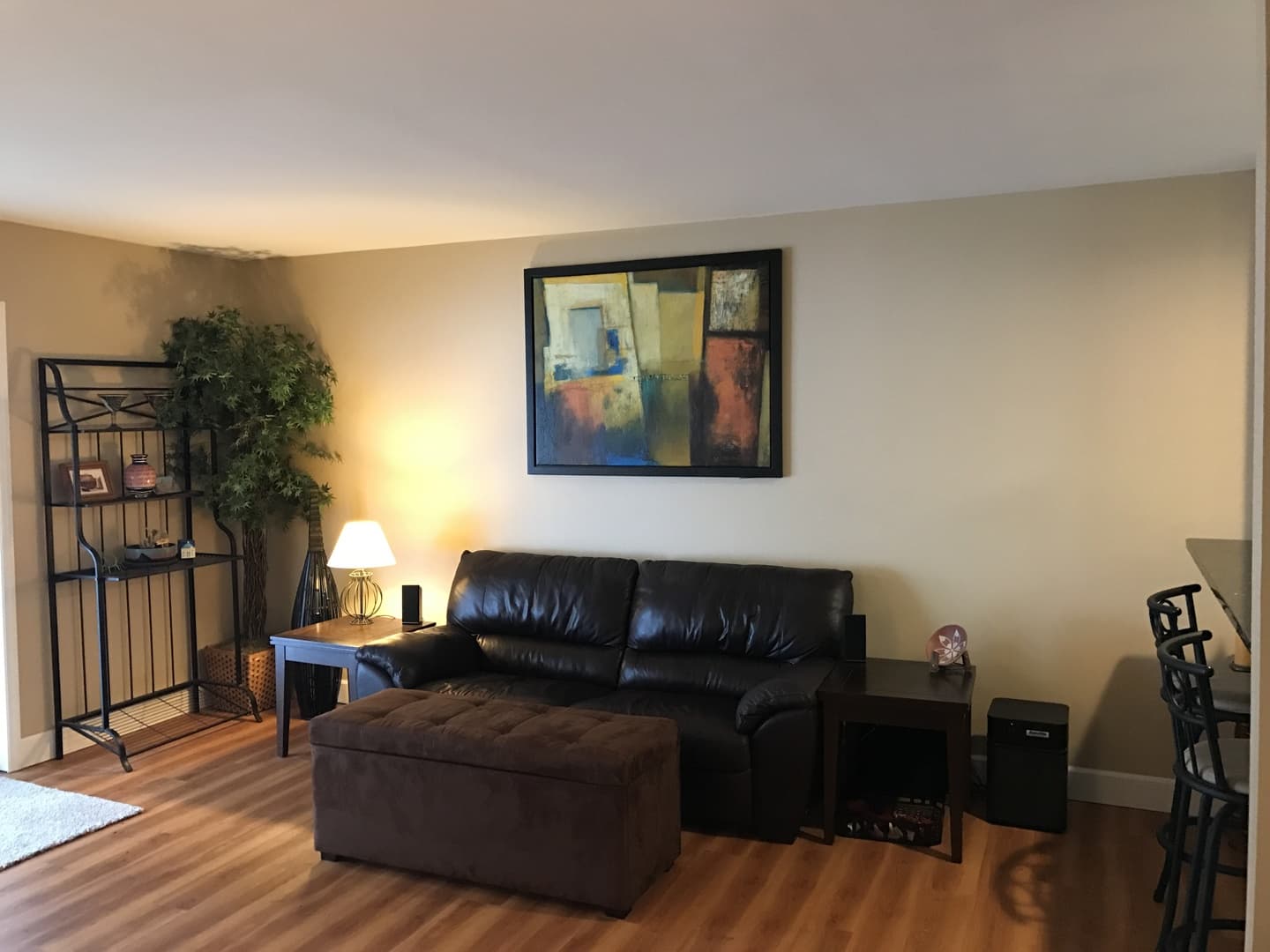 Middleton Apartment: 6273 University Ave