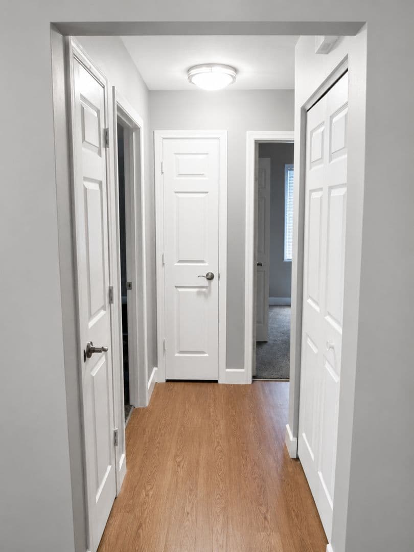 McFarland Apartment: 4705-4711 Siggelkow Rd