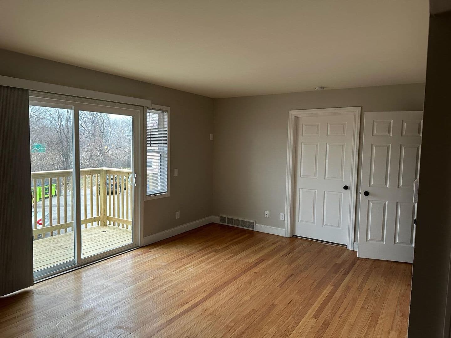 Middleton Apartment: 7506-7523 Rohlich Court