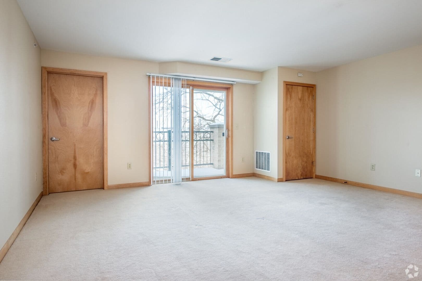 Madison Apartment: 2802 Dryden Drive