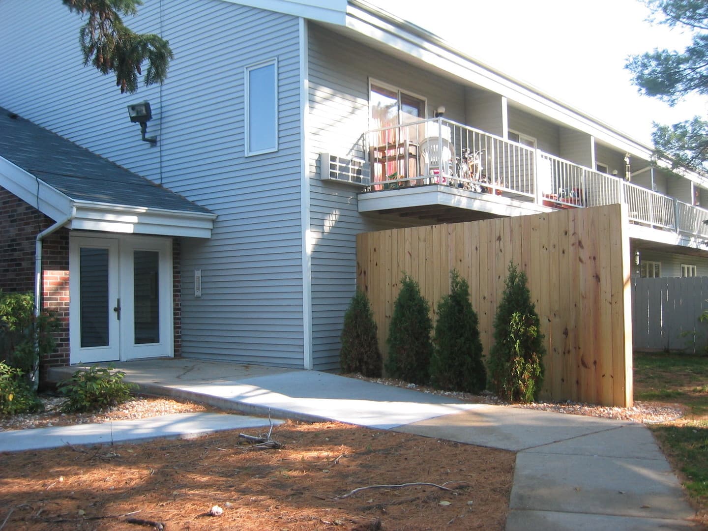 Middleton Apartment: 6273 University Ave