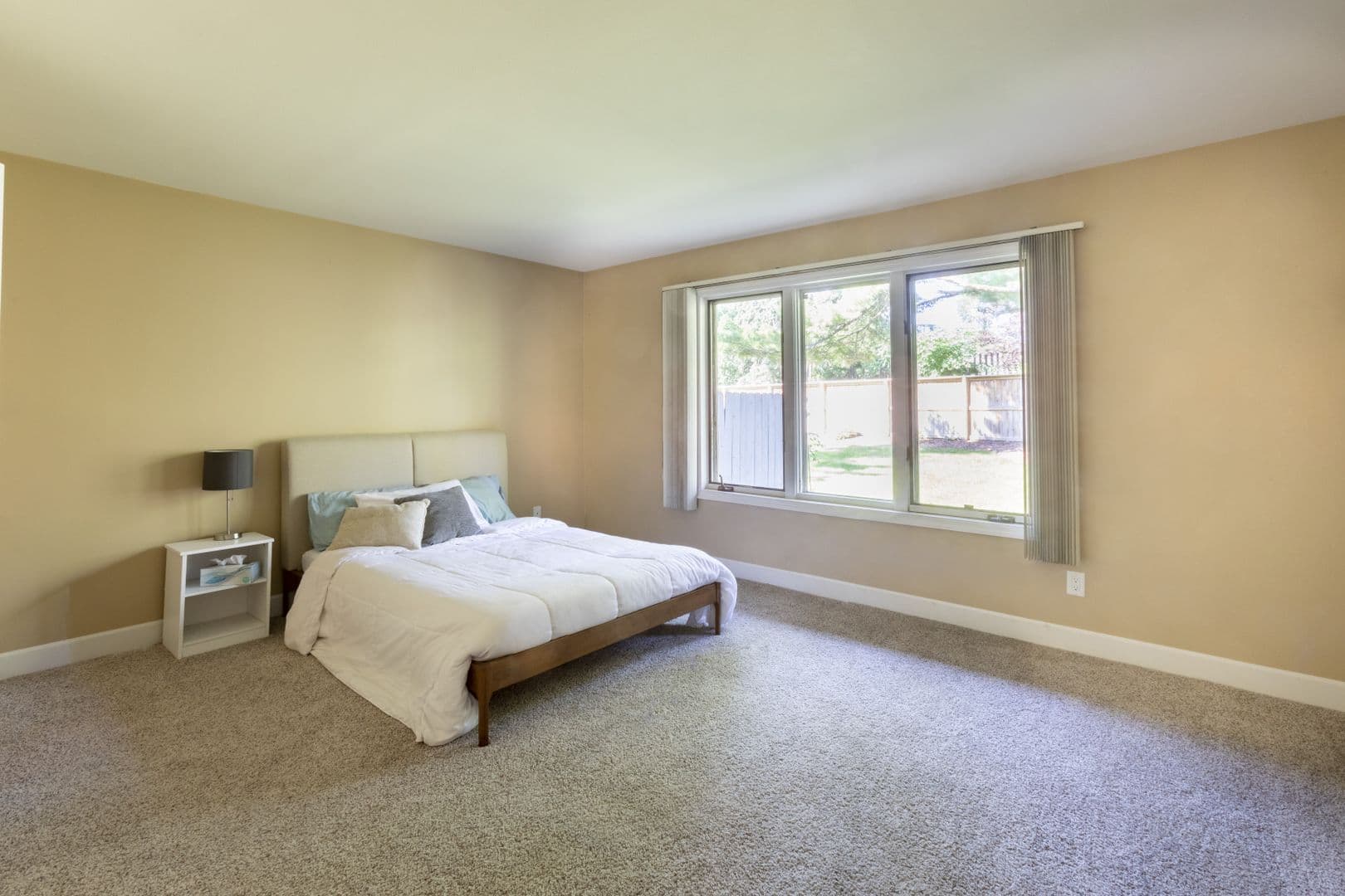 Middleton Apartment: 6273 University Ave