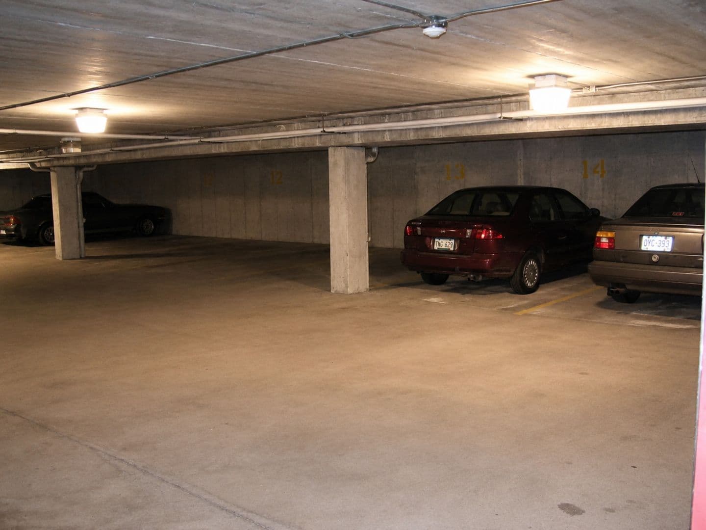 Madison Apartment: 1481 Carver St