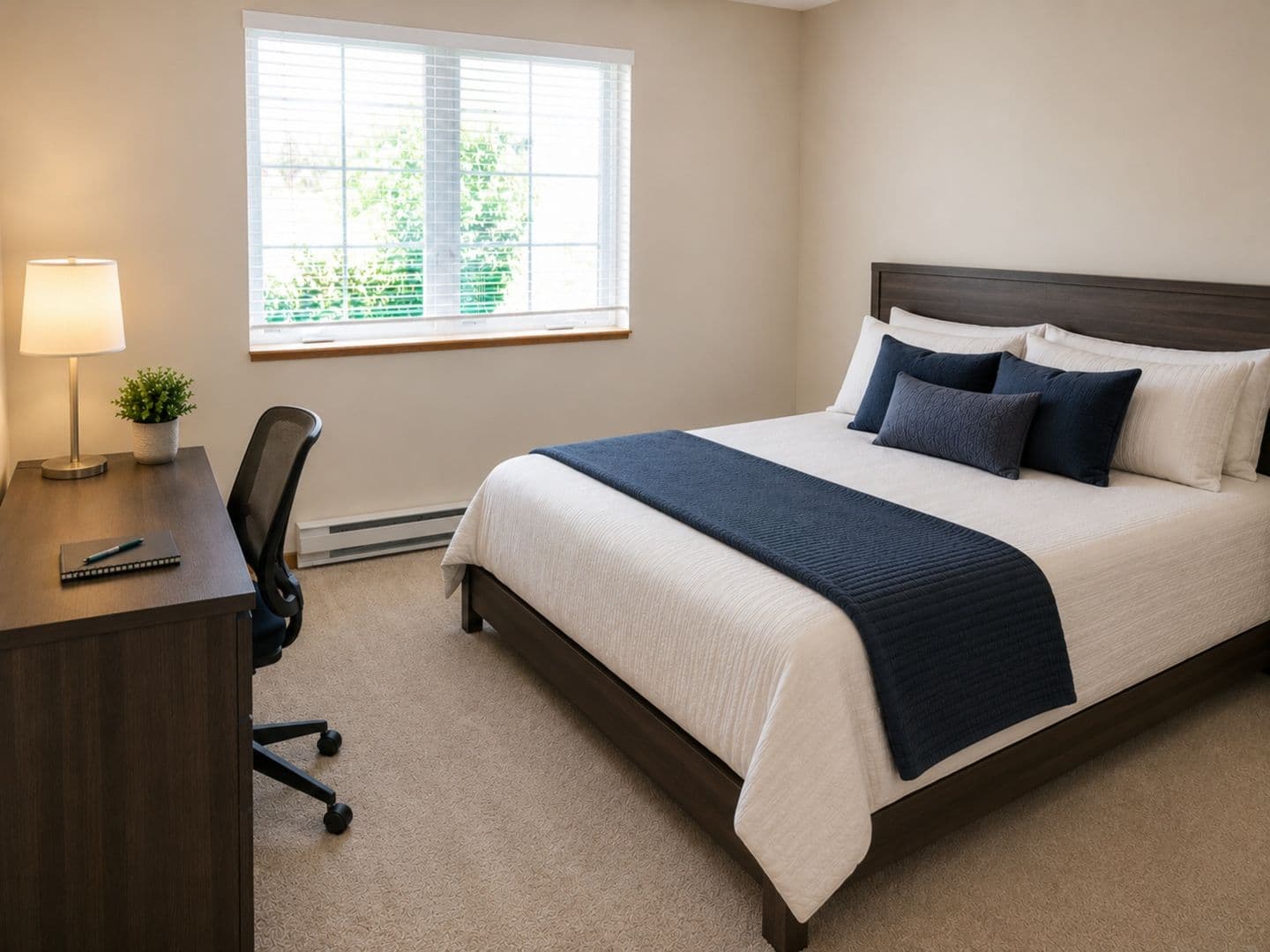 Windsor Apartment: 6522-28 Lake Rd