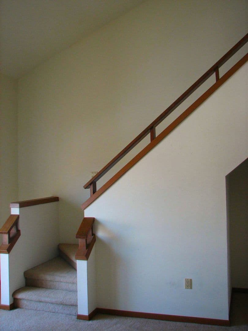 Stoughton Apartment: 335-336 Olson Court