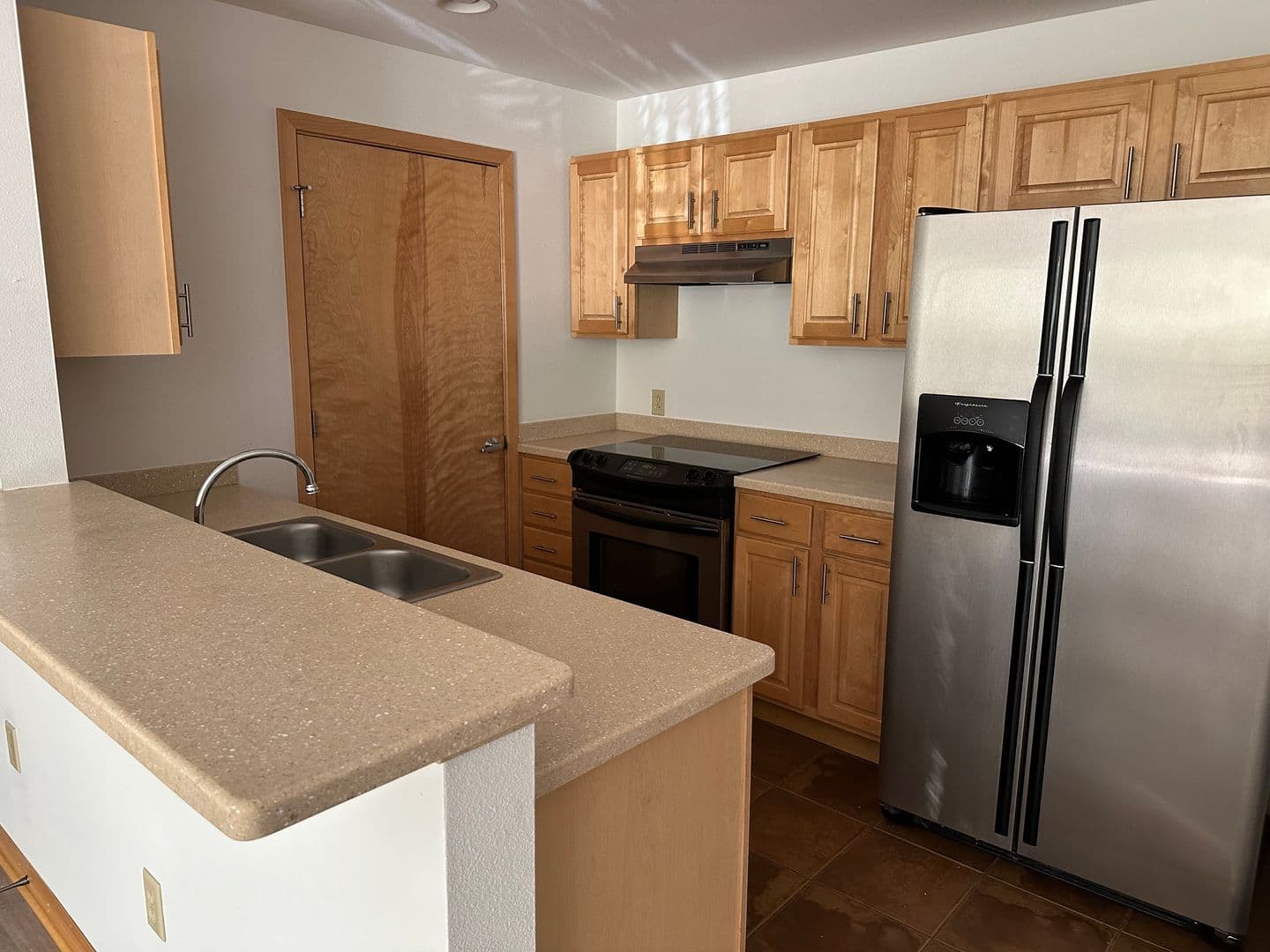 Madison Apartment: 2802 Dryden Drive