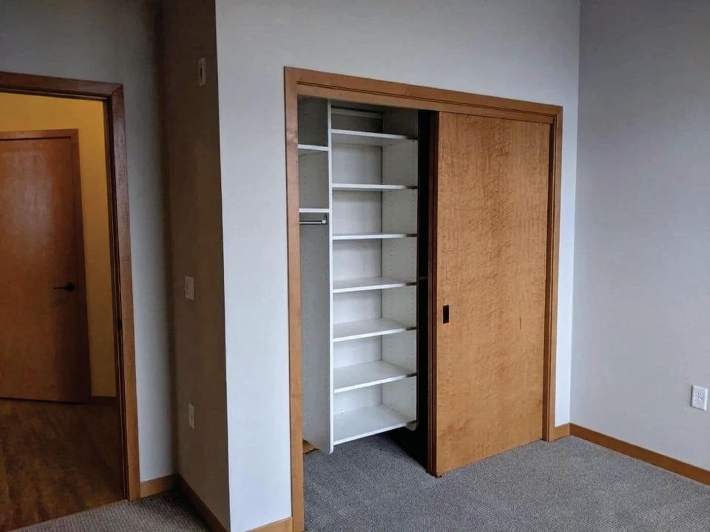 Middleton Apartment: 7710 Terrace Avenue