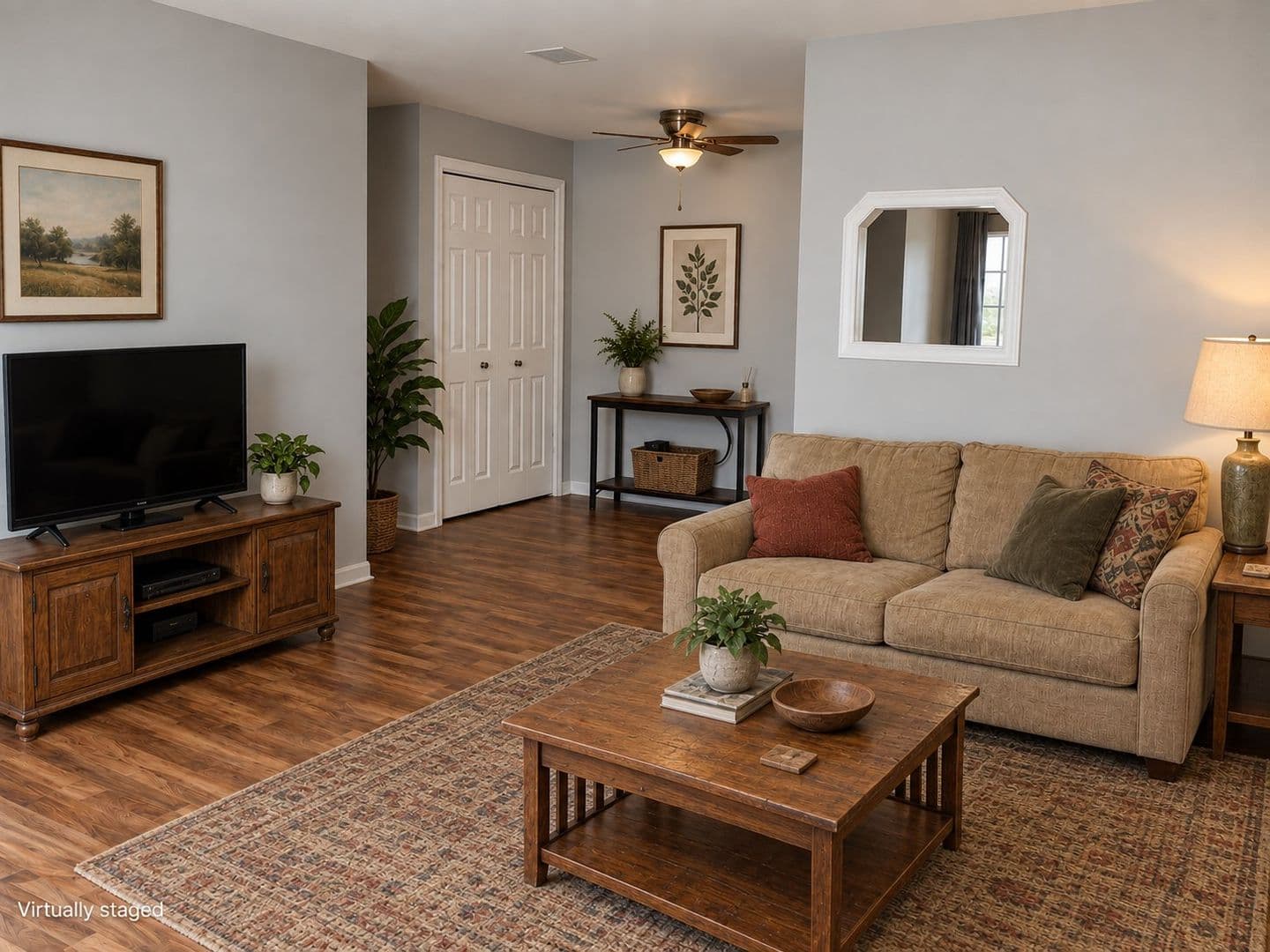 Stoughton Apartment: 1526 Kenilworth Ct.