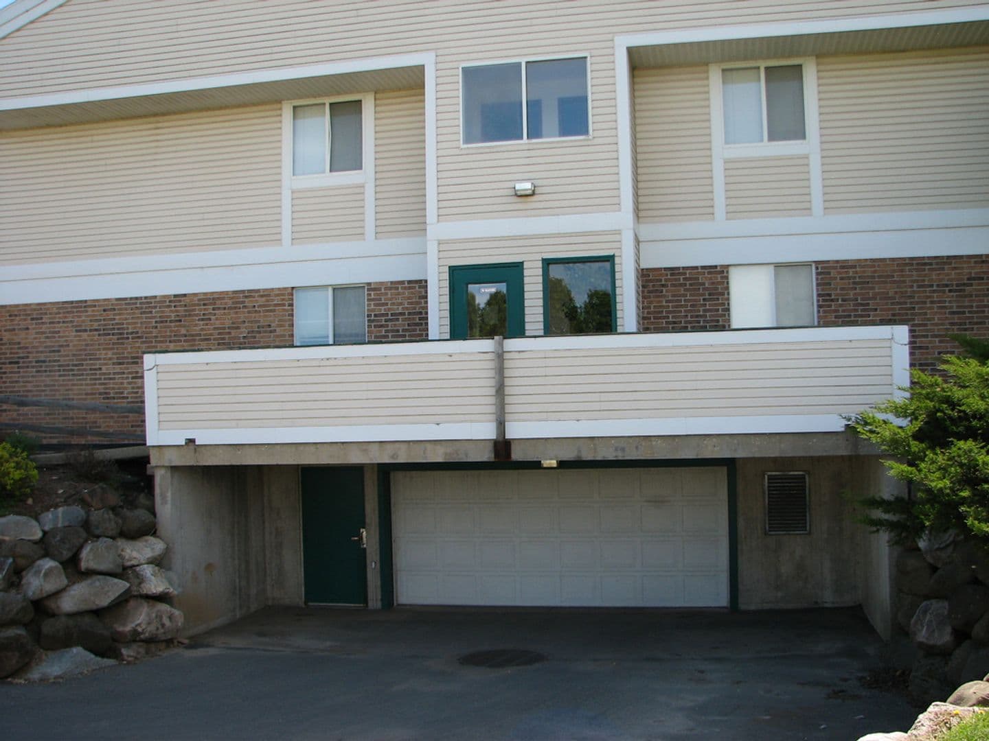 Stoughton Apartment: 335-336 Olson Court
