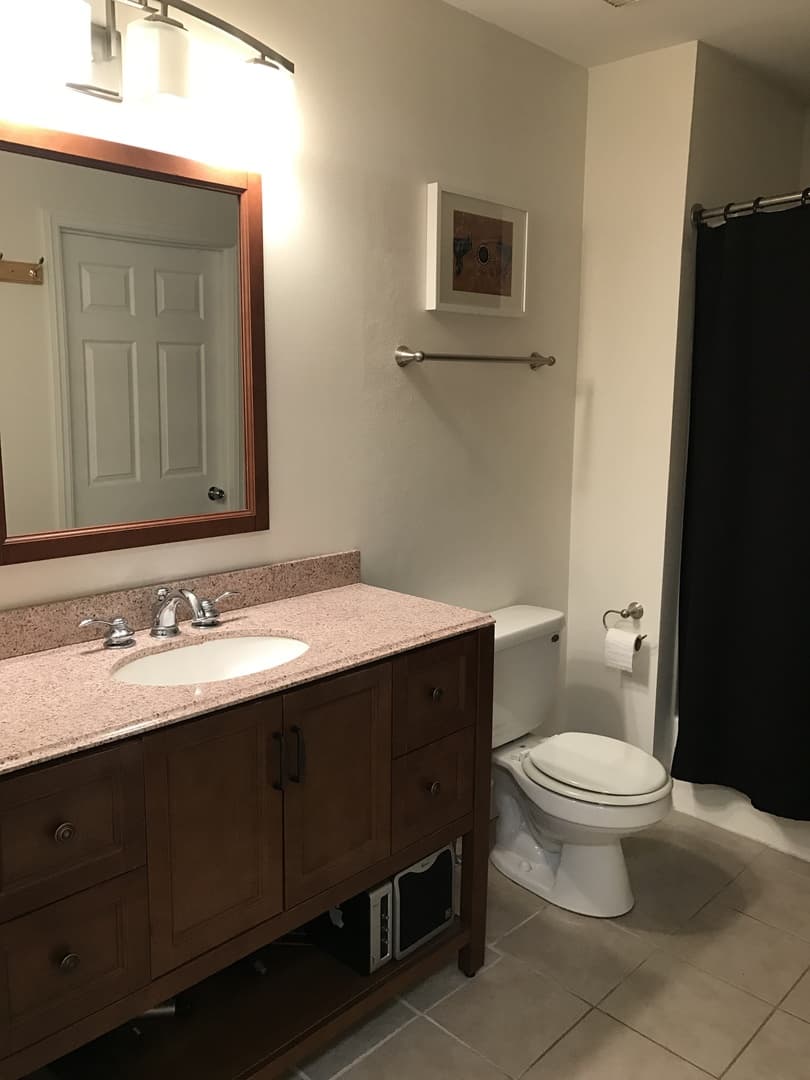 Middleton Apartment: 6273 University Ave