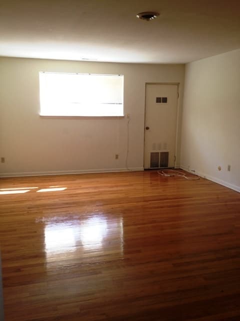 Albany Apartment: 199 South Allen Street