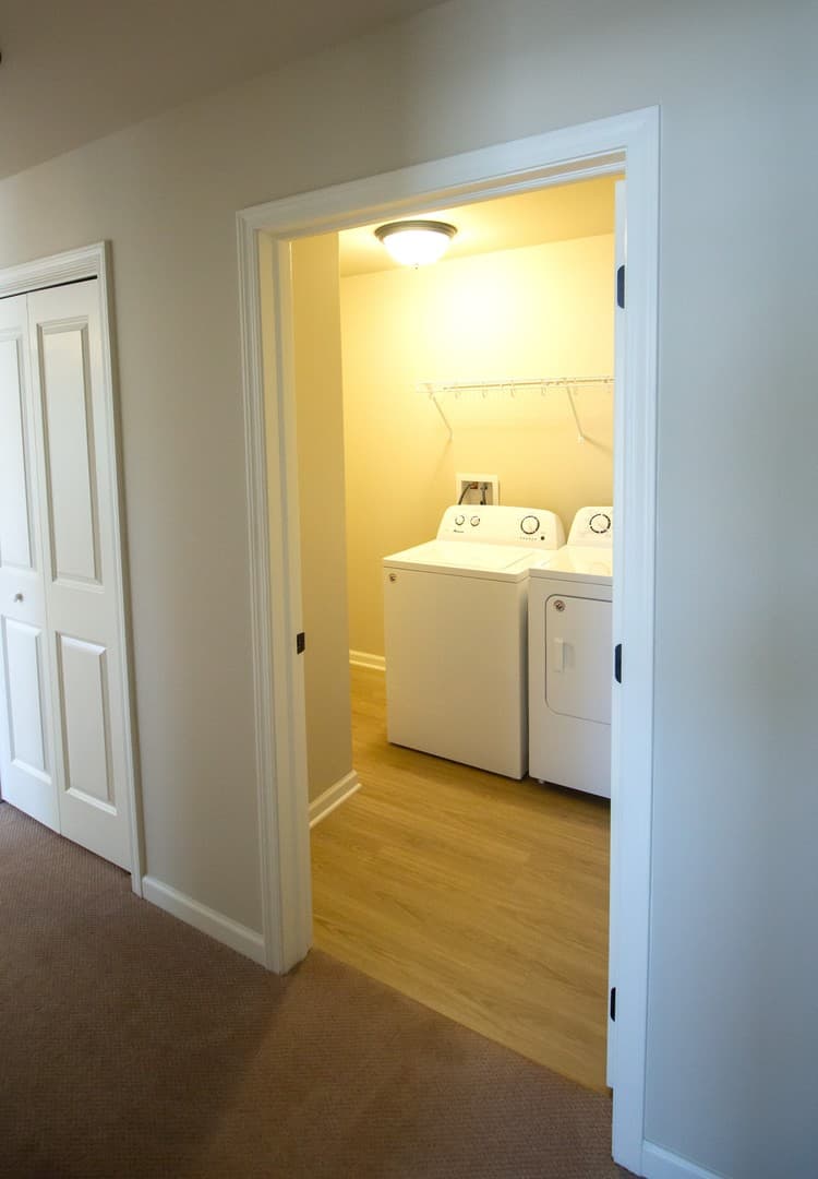 Glenville Apartment: 211 Sacandaga Road