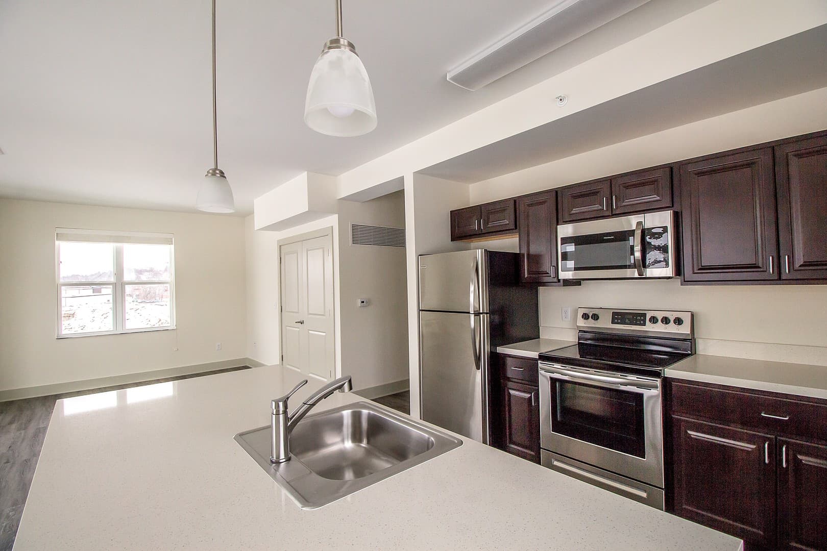 Rensselaer Apartment: 100 New Broadway