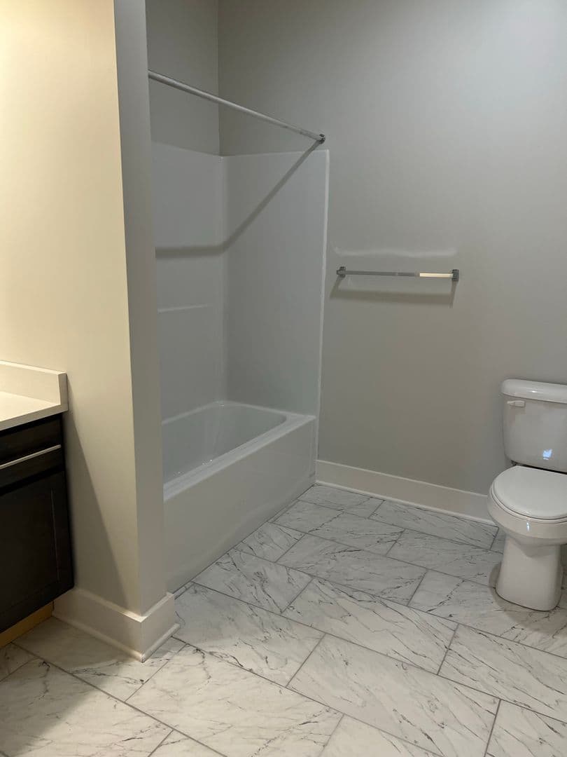 Glenmont Apartment: 2 Mystic Lane