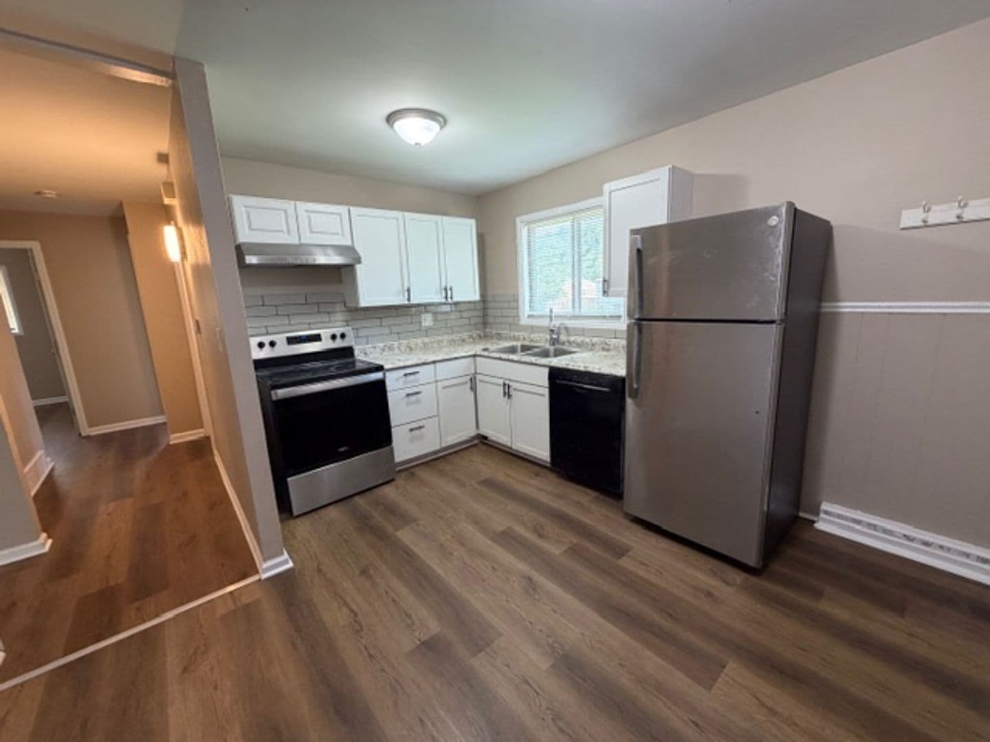 St. Louis House: 1141 Scott Ave