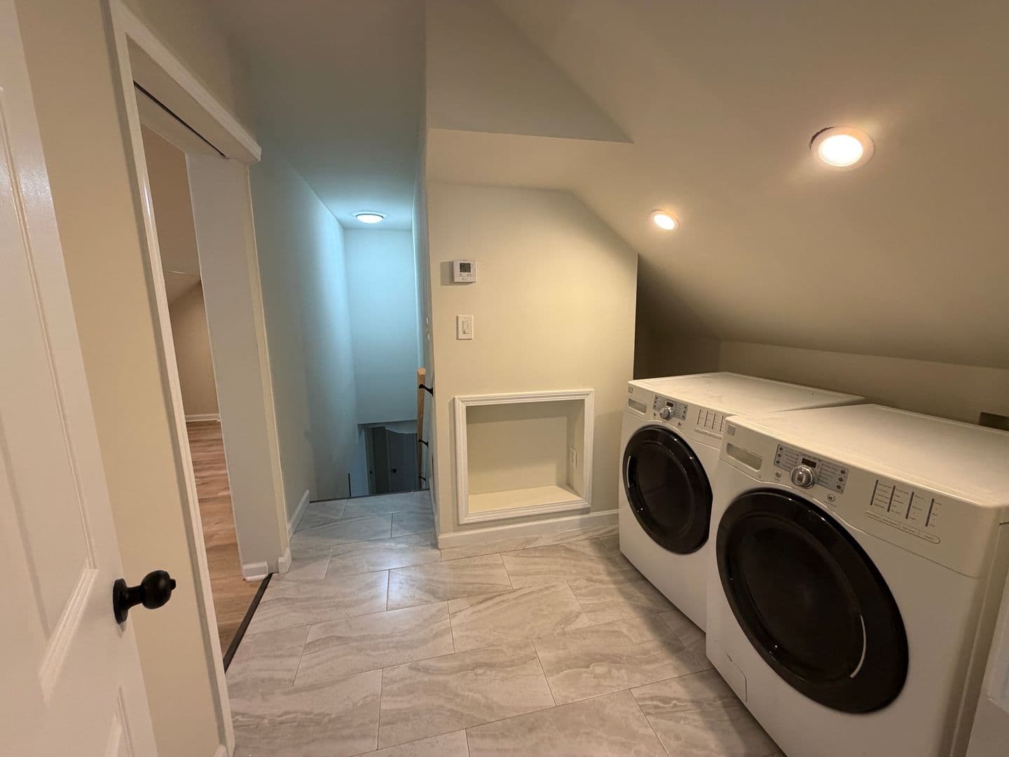 Saint Louis House: 13091 E Lakeridge Dr.