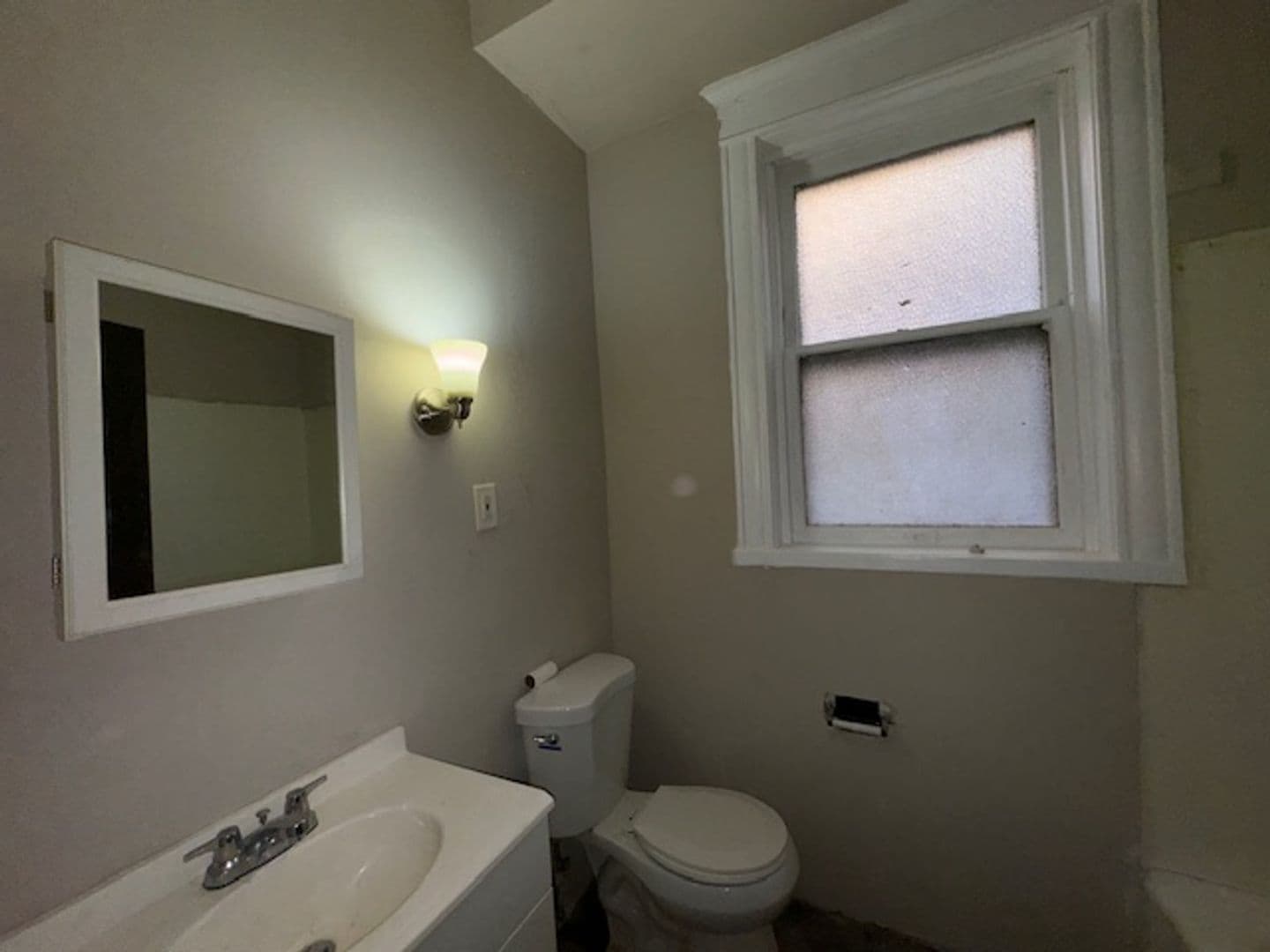 Saint Louis Apartment: 3920 Ashland Ave 1F