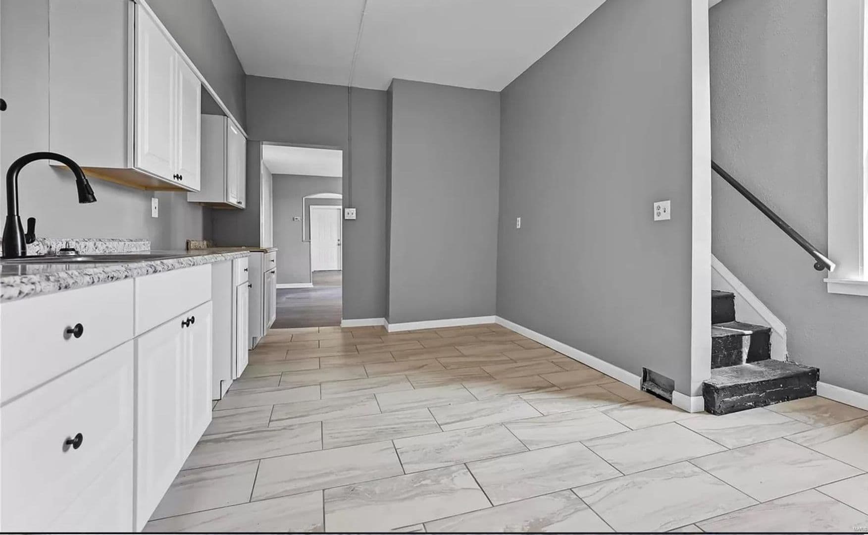Saint Louis House: 4138 Clara Pl