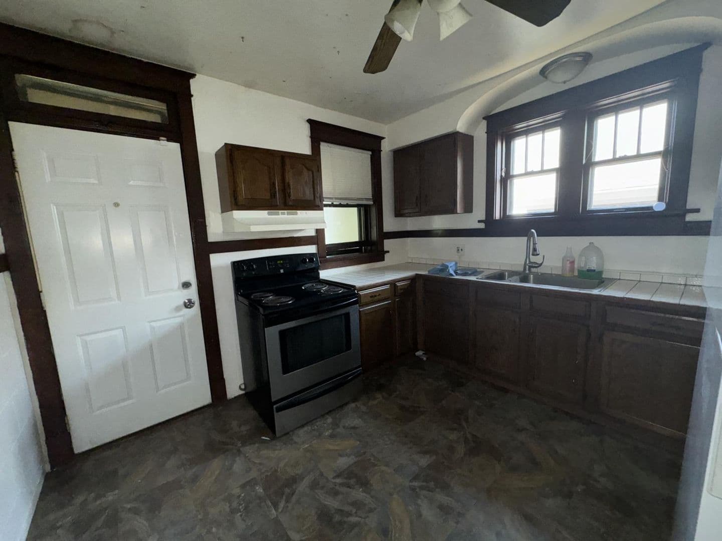 Saint Louis House: 5741 Floy Ave