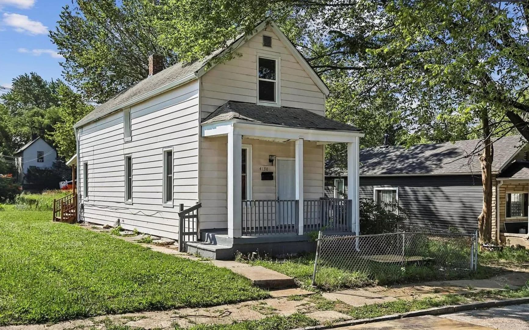 Saint Louis House: 4138 Clara Pl