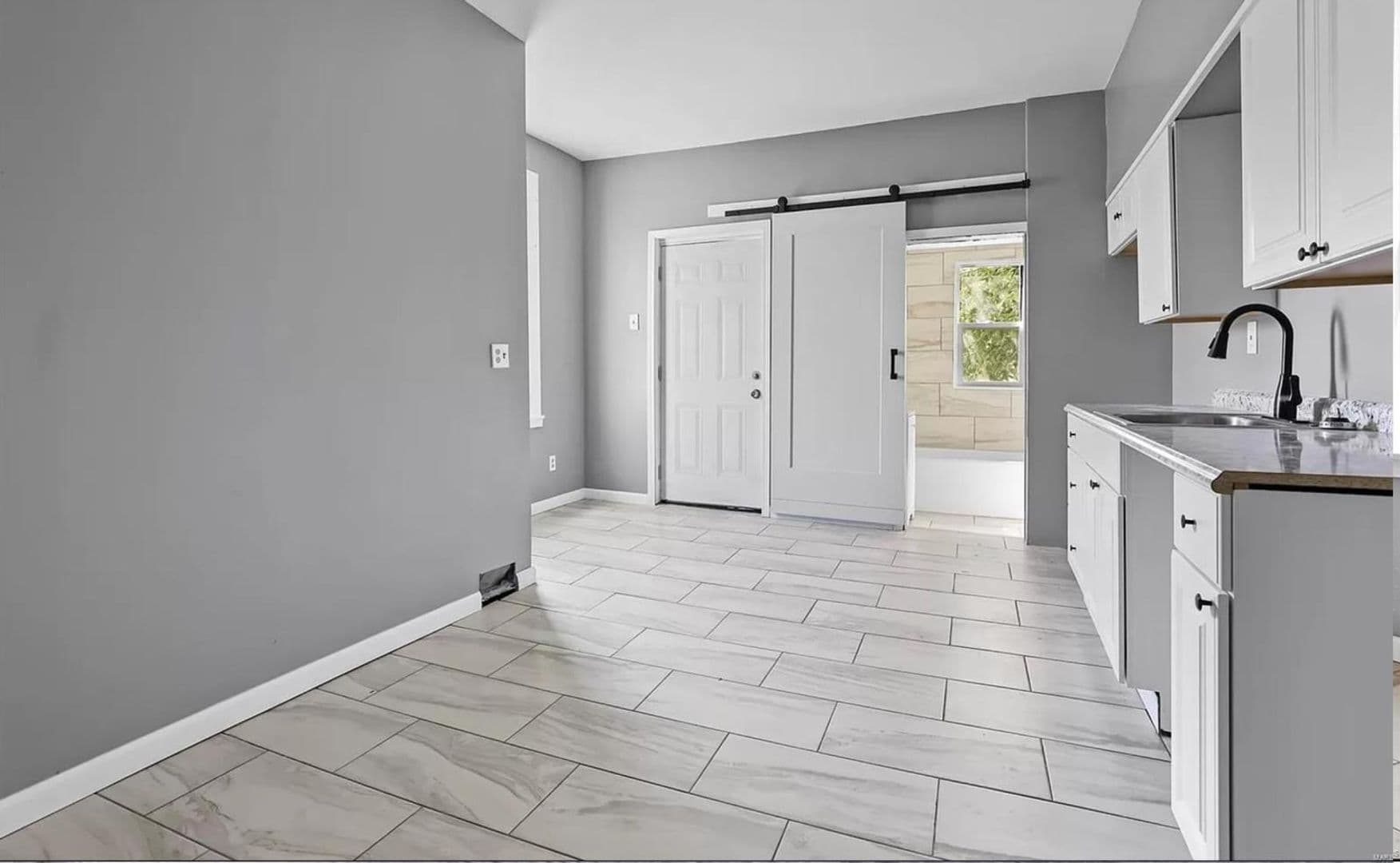 Saint Louis House: 4138 Clara Pl