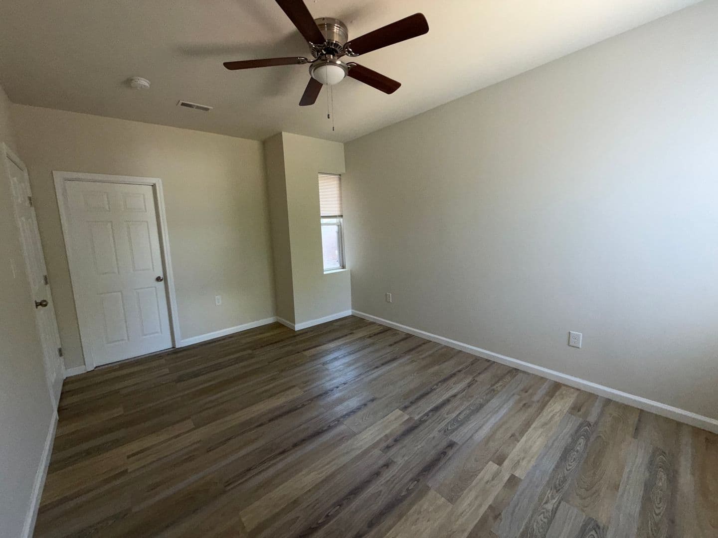 Saint Louis Apartment: 5909 Cates Ave