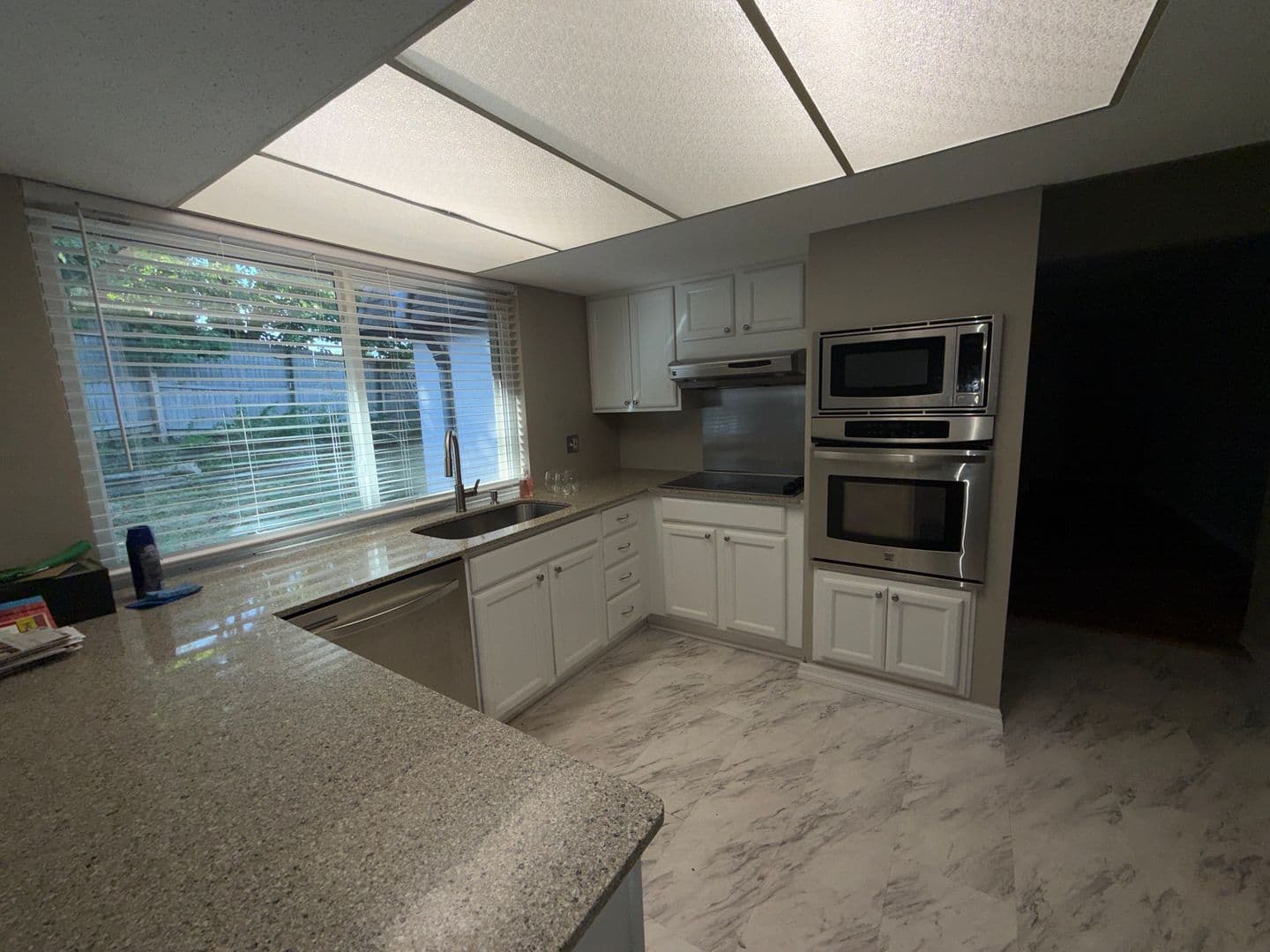 Manchester House: 1 Nicolet Dr