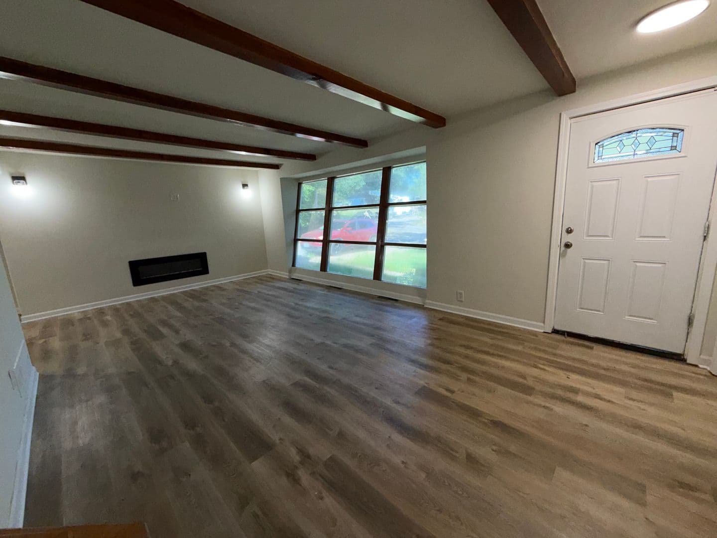 Saint Louis House: 13091 E Lakeridge Dr.