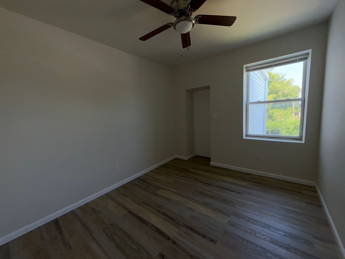 Saint Louis Apartment: 5909 Cates Ave