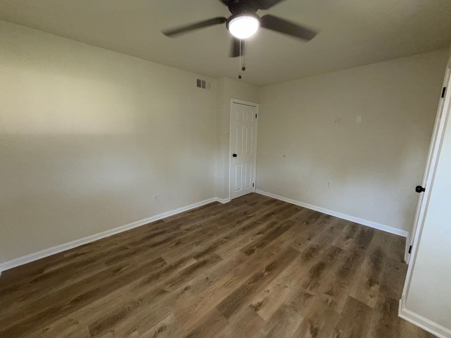 Saint Louis House: 13091 E Lakeridge Dr.