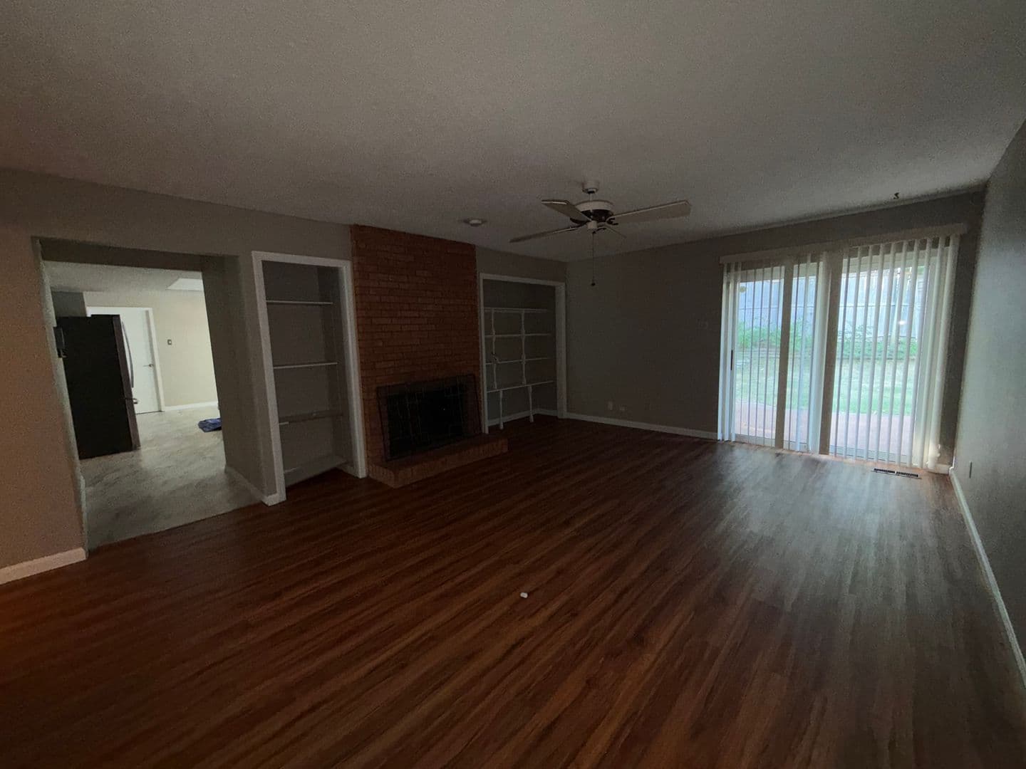 Manchester House: 1 Nicolet Dr