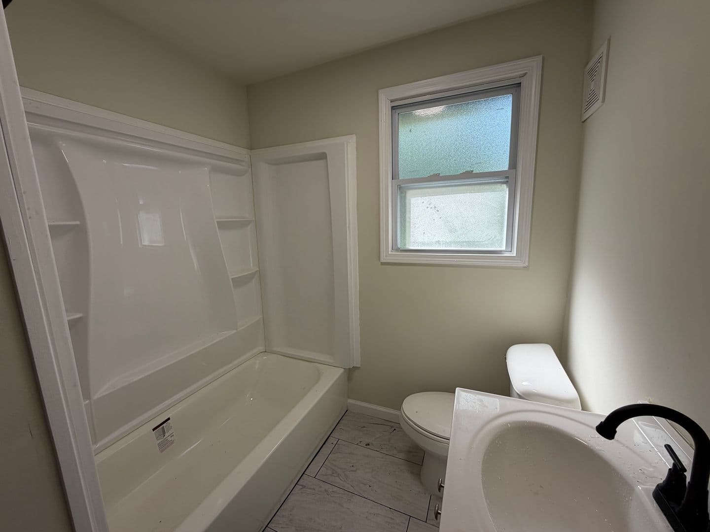 Saint Louis House: 13091 E Lakeridge Dr.