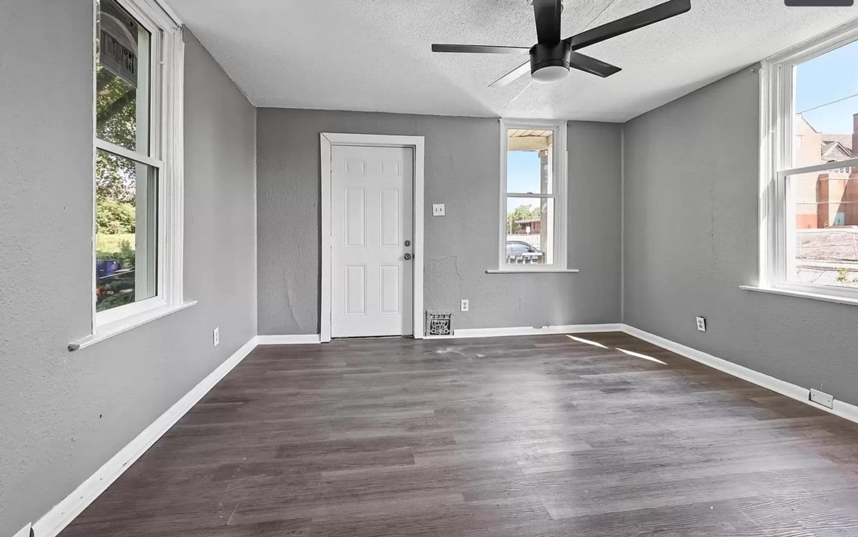 Saint Louis House: 4138 Clara Pl