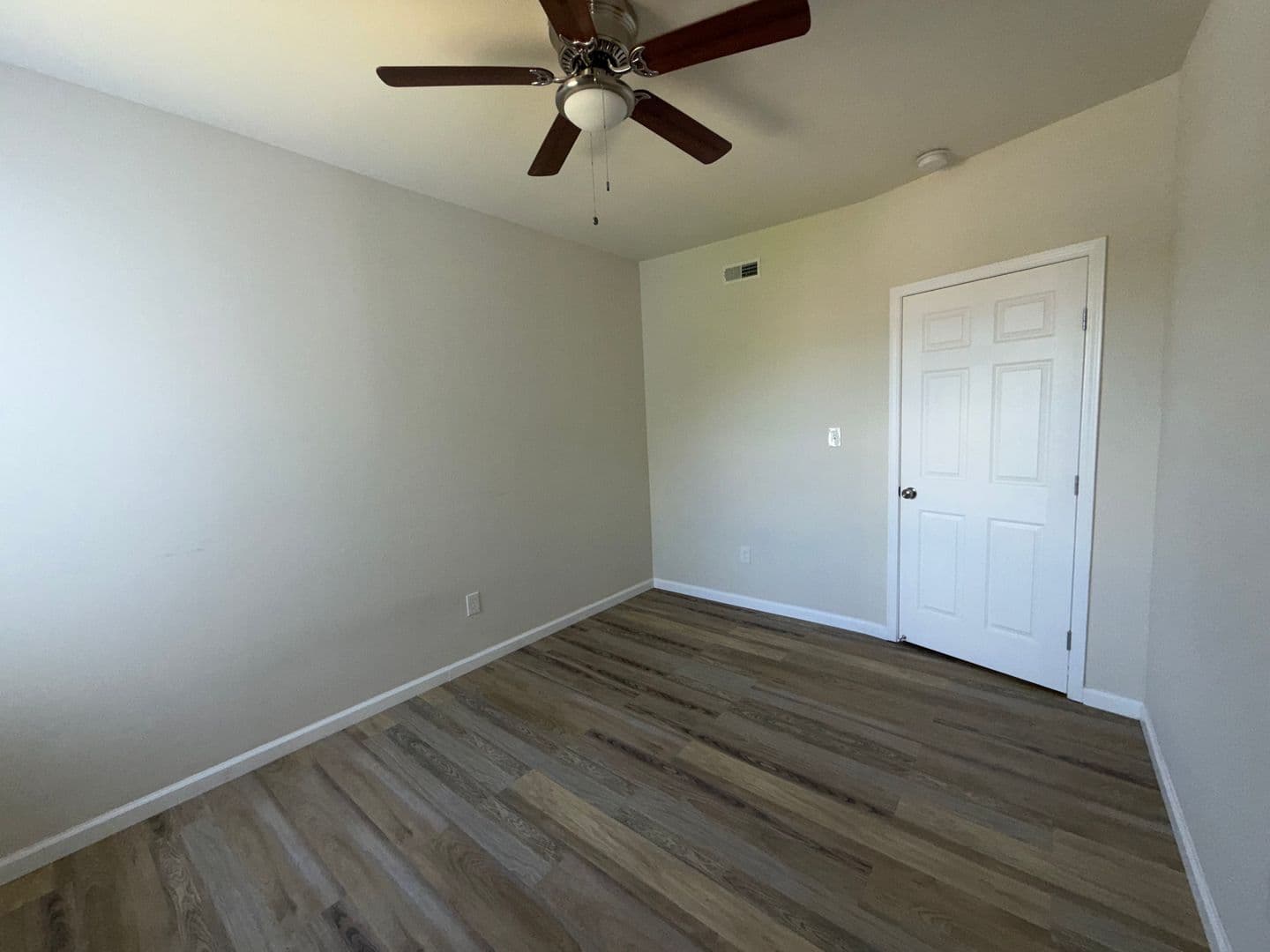 Saint Louis Apartment: 5909 Cates Ave