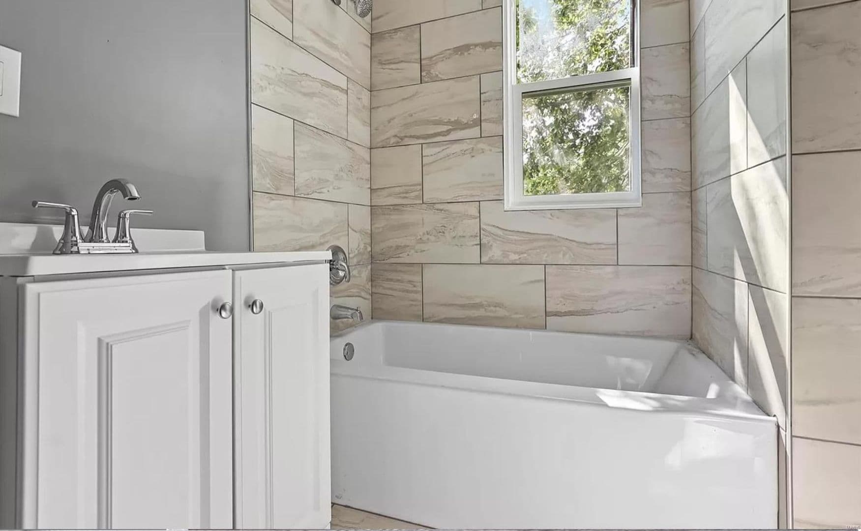 Saint Louis House: 4138 Clara Pl