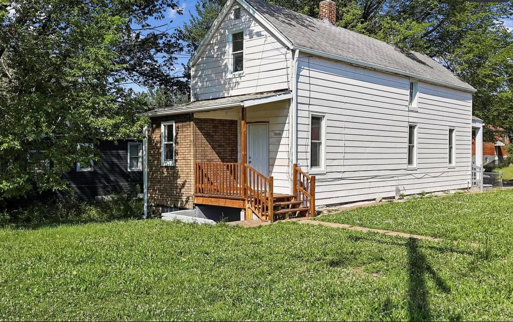Saint Louis House: 4138 Clara Pl