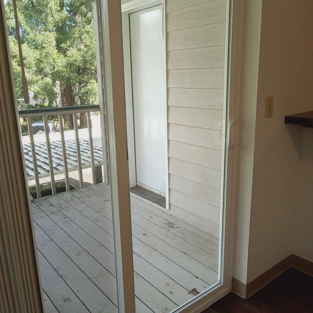 Olympia Apartment: 1103-1207 Creekwood Ct SE