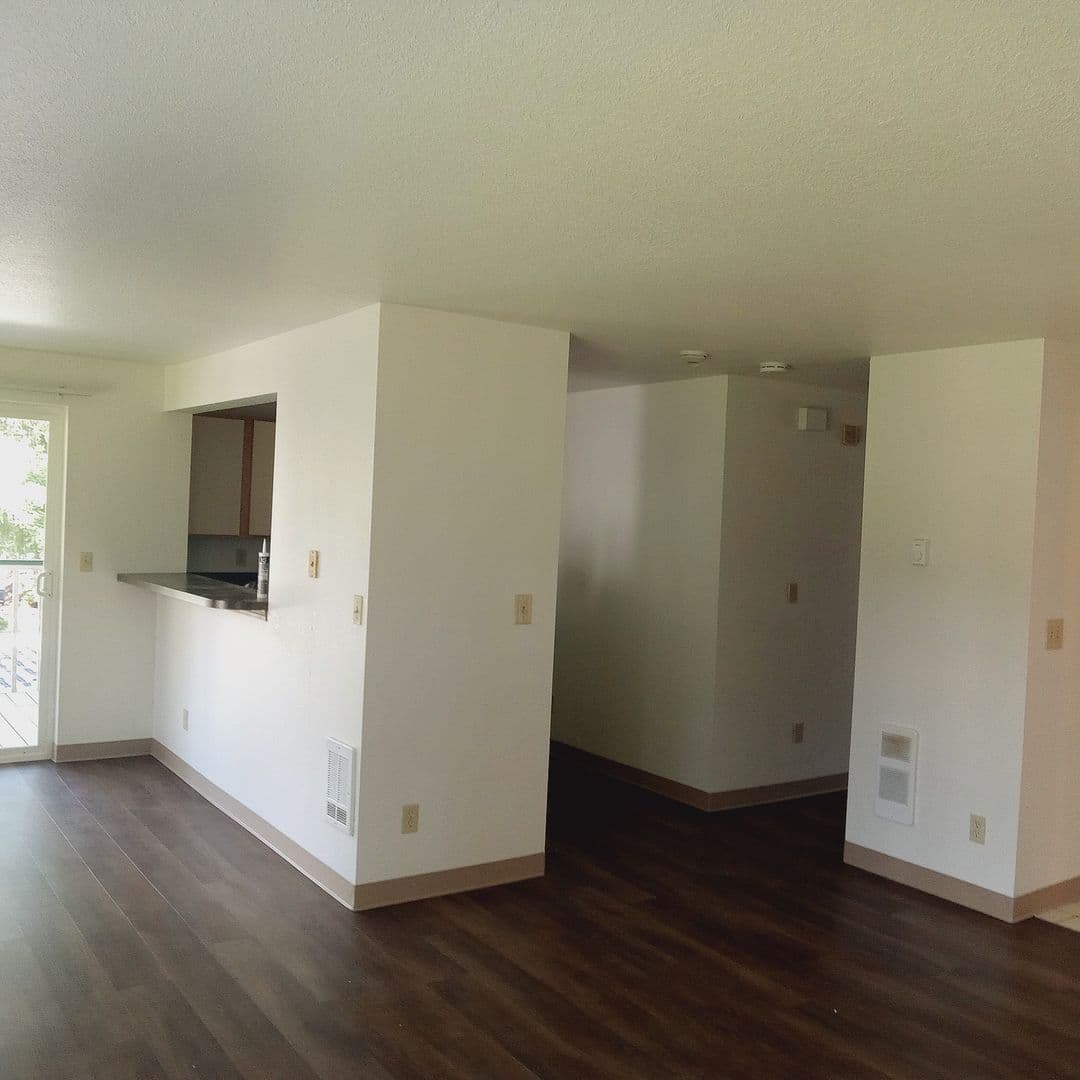 Olympia Apartment: 1103-1207 Creekwood Ct SE