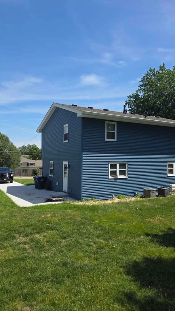 Des Moines Townhome: 3314 Valdez Ct