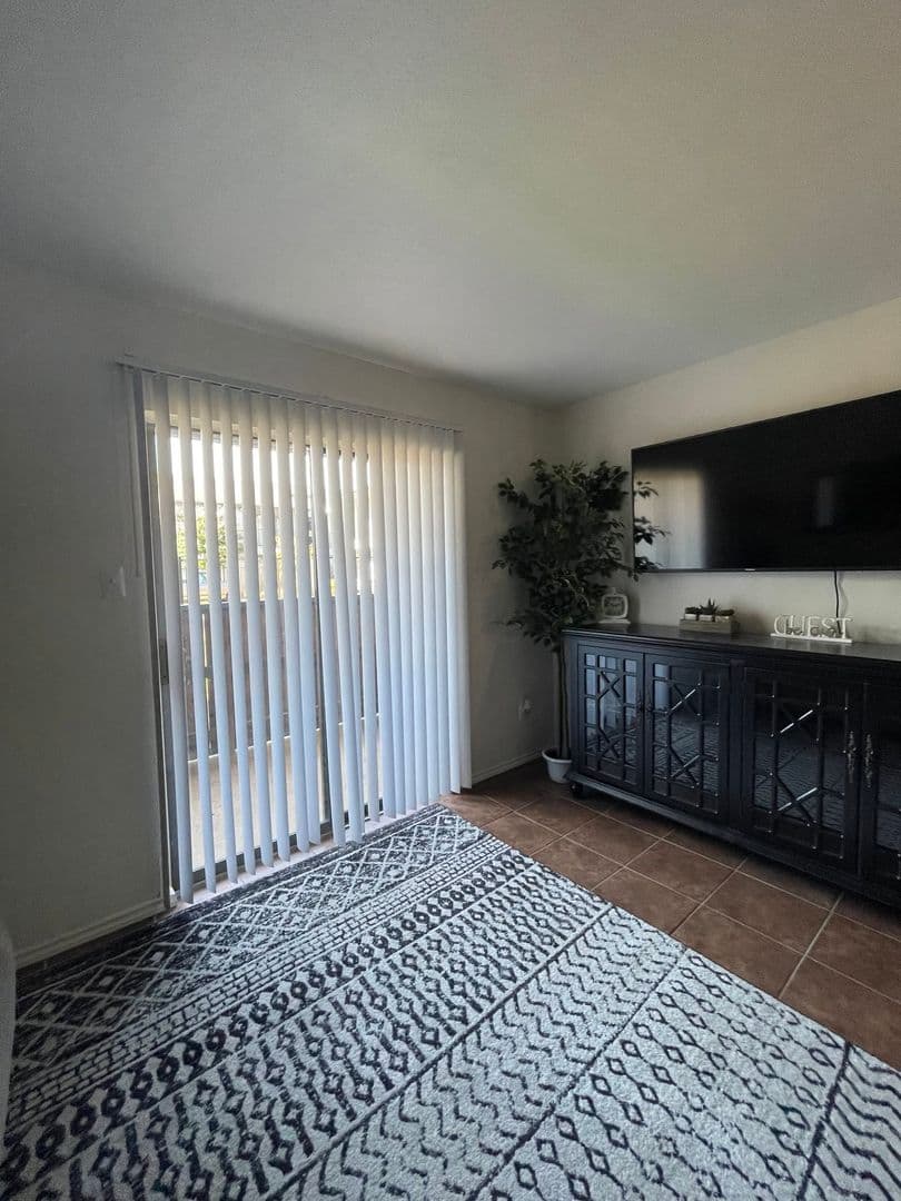 Lake Jackson Apartment: 420 Garland Dr