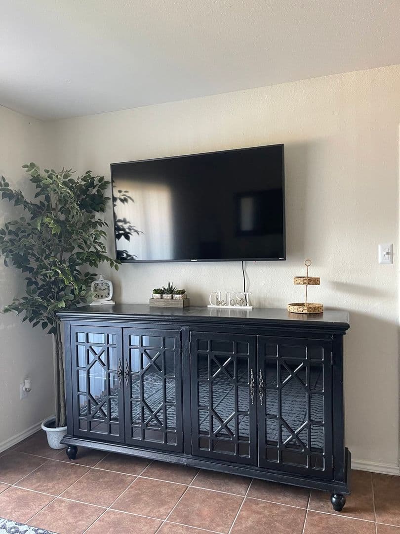 Lake Jackson Apartment: 420 Garland Dr
