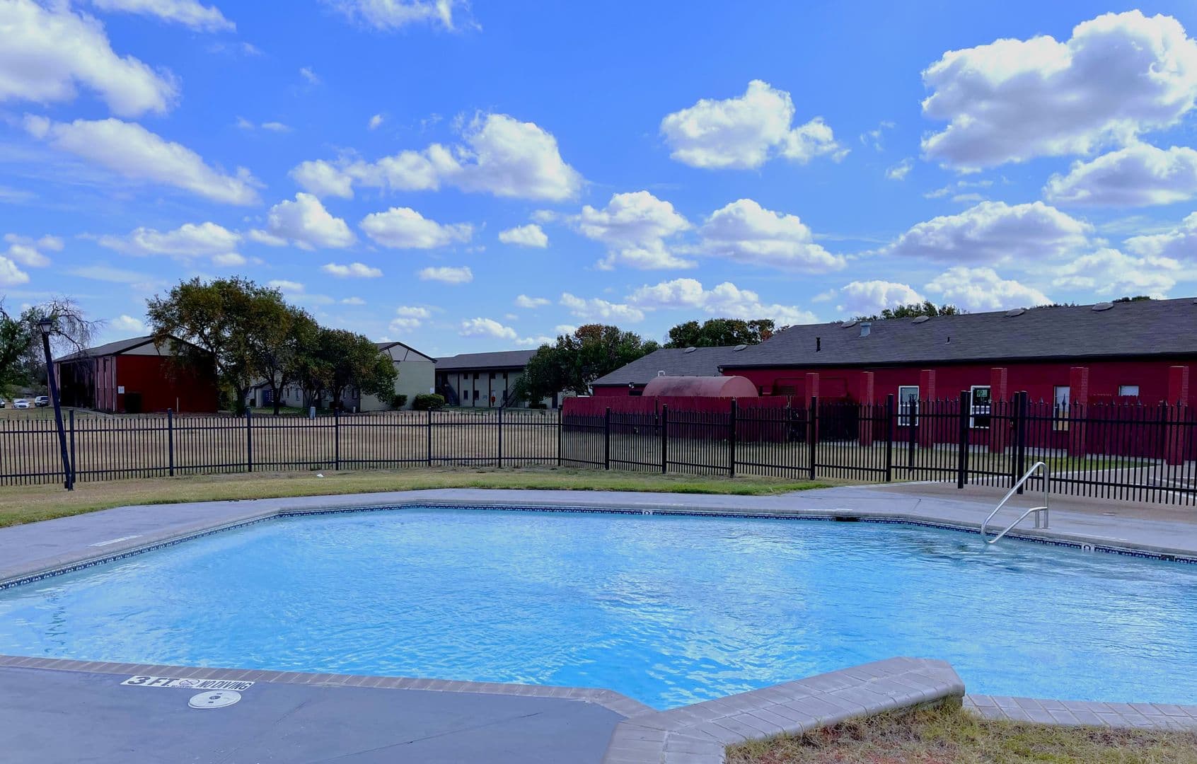 Waco Apartment: 1800 Primrose Dr