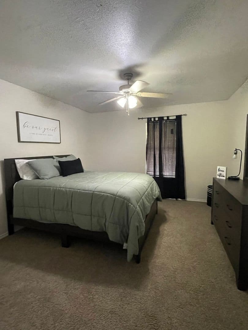 Lake Jackson Apartment: 420 Garland Dr