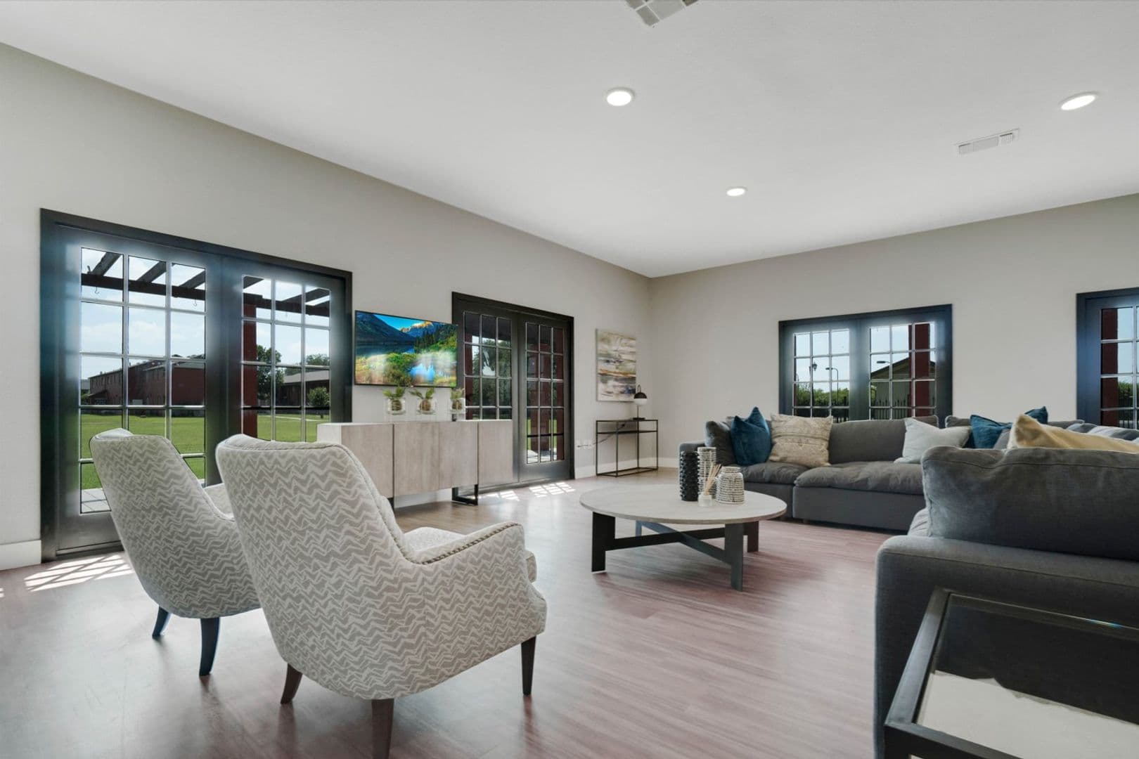 Waco Apartment: 1800 Primrose Dr